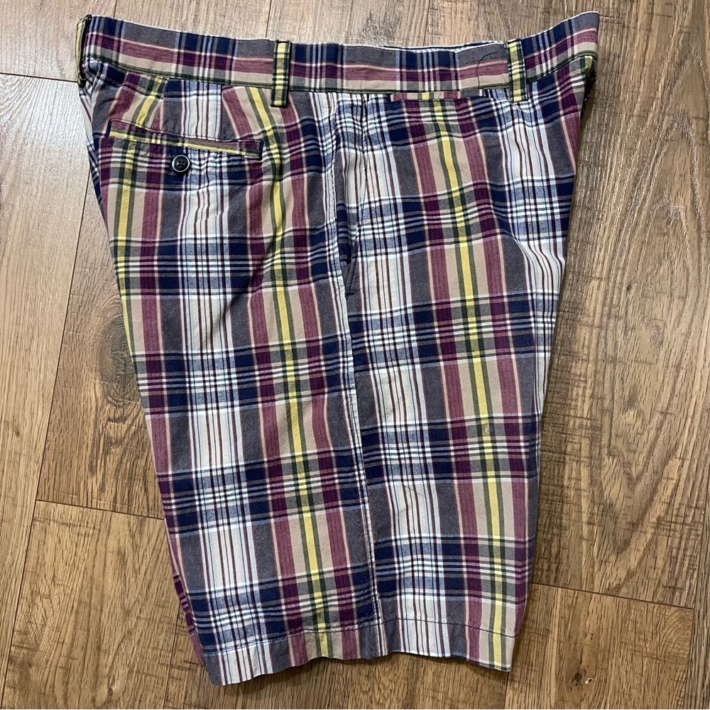 Men's Banana Republic Madras Plaid Cotton Blend Shorts Navy, Burgundy Cream 33